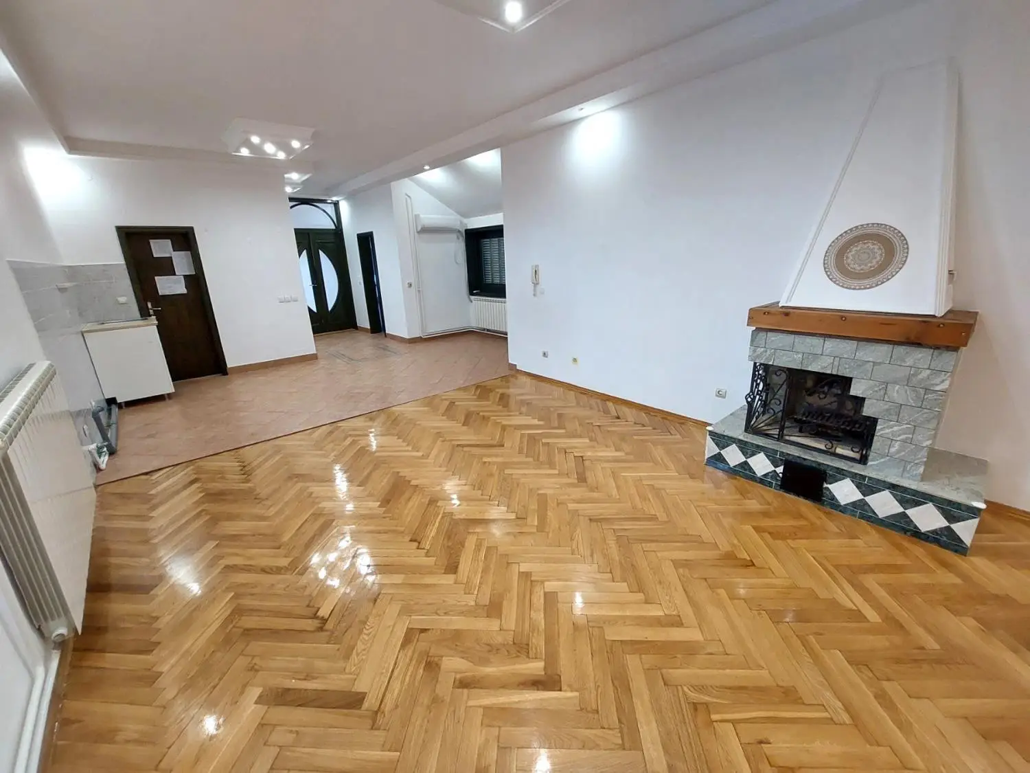 Kuća - Novi Sad Centar - 9101887