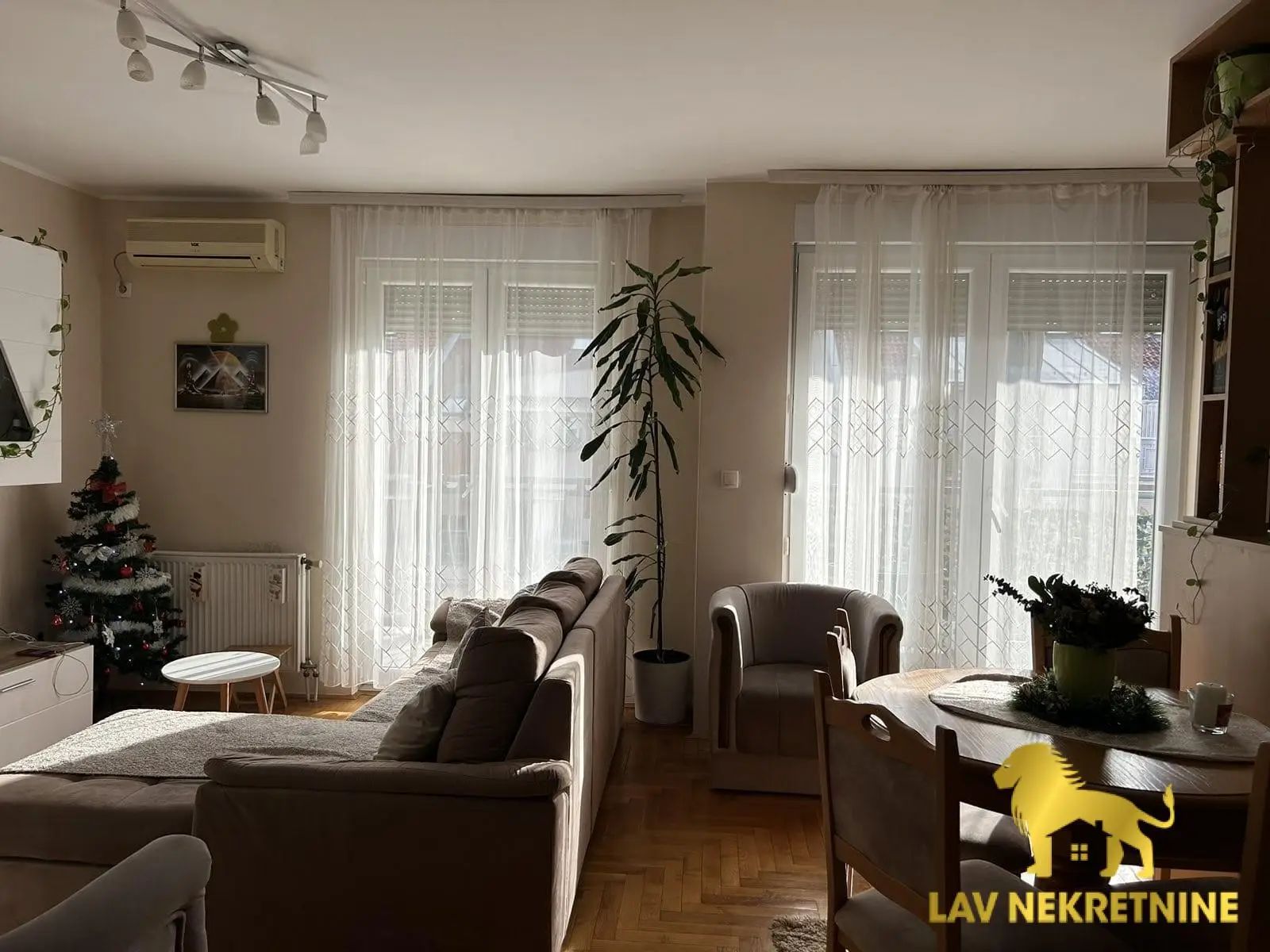 Stan - Novi Sad Detelinara - 1000330