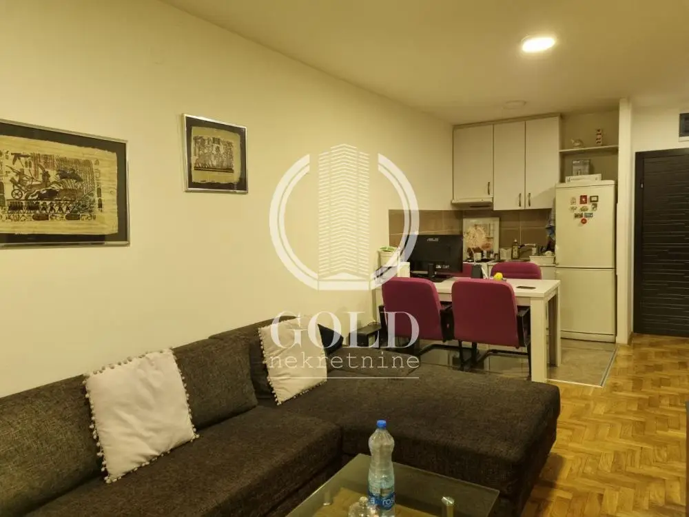 Stan - Novi Sad Detelinara - 204008676