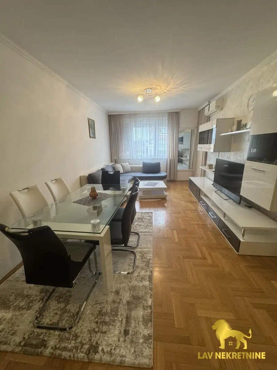 Stan - Novi Sad Centar - 9106200