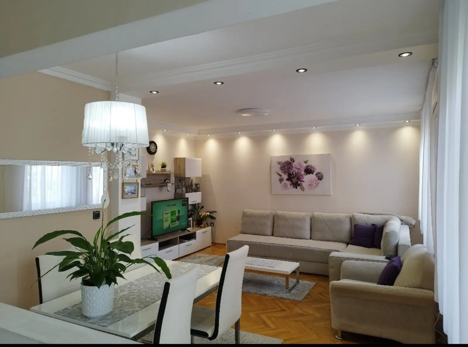 Stan - Novi Sad Novo Naselje - 1057991