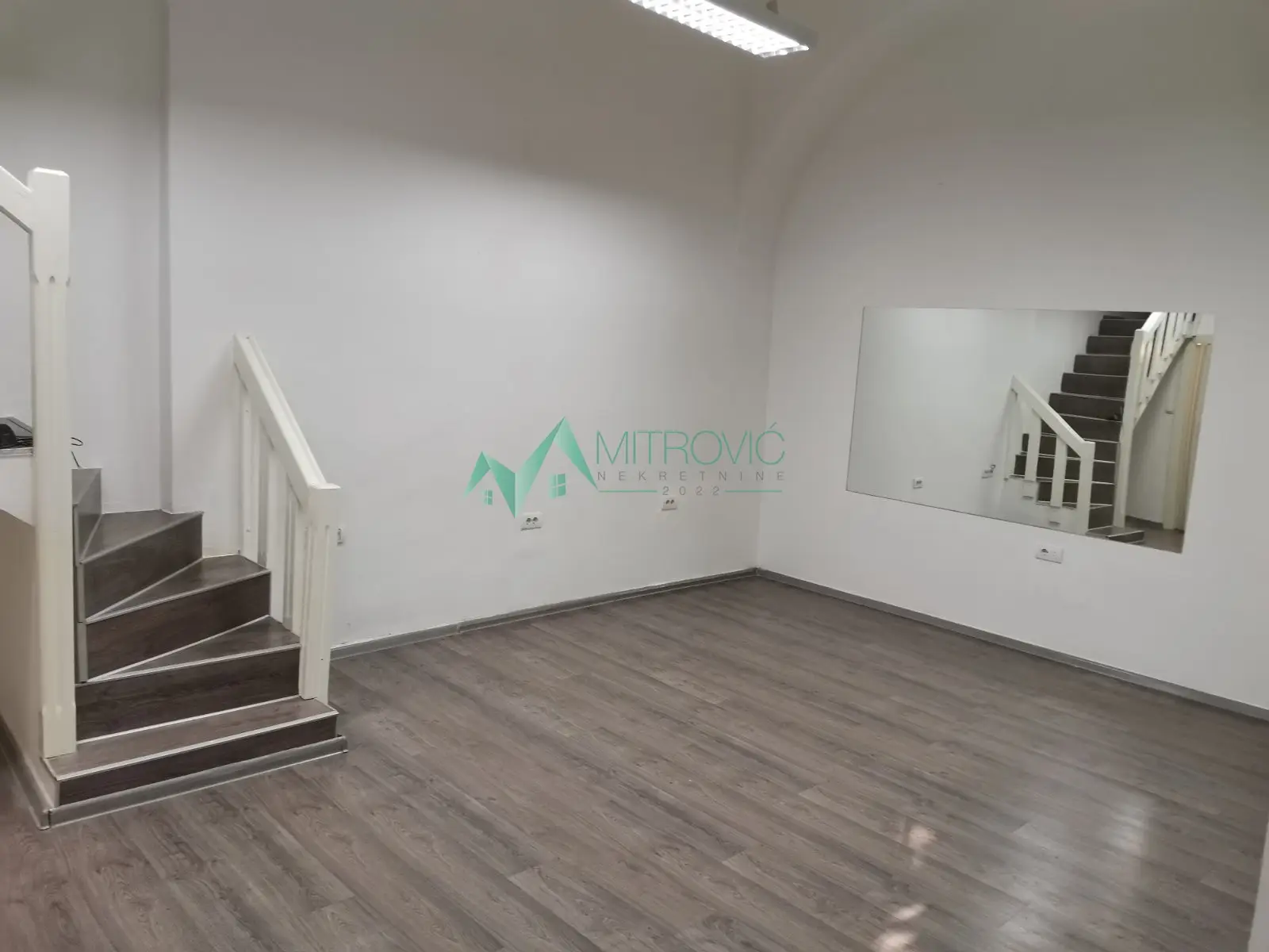 Lokal - Novi Sad Centar - 8000029