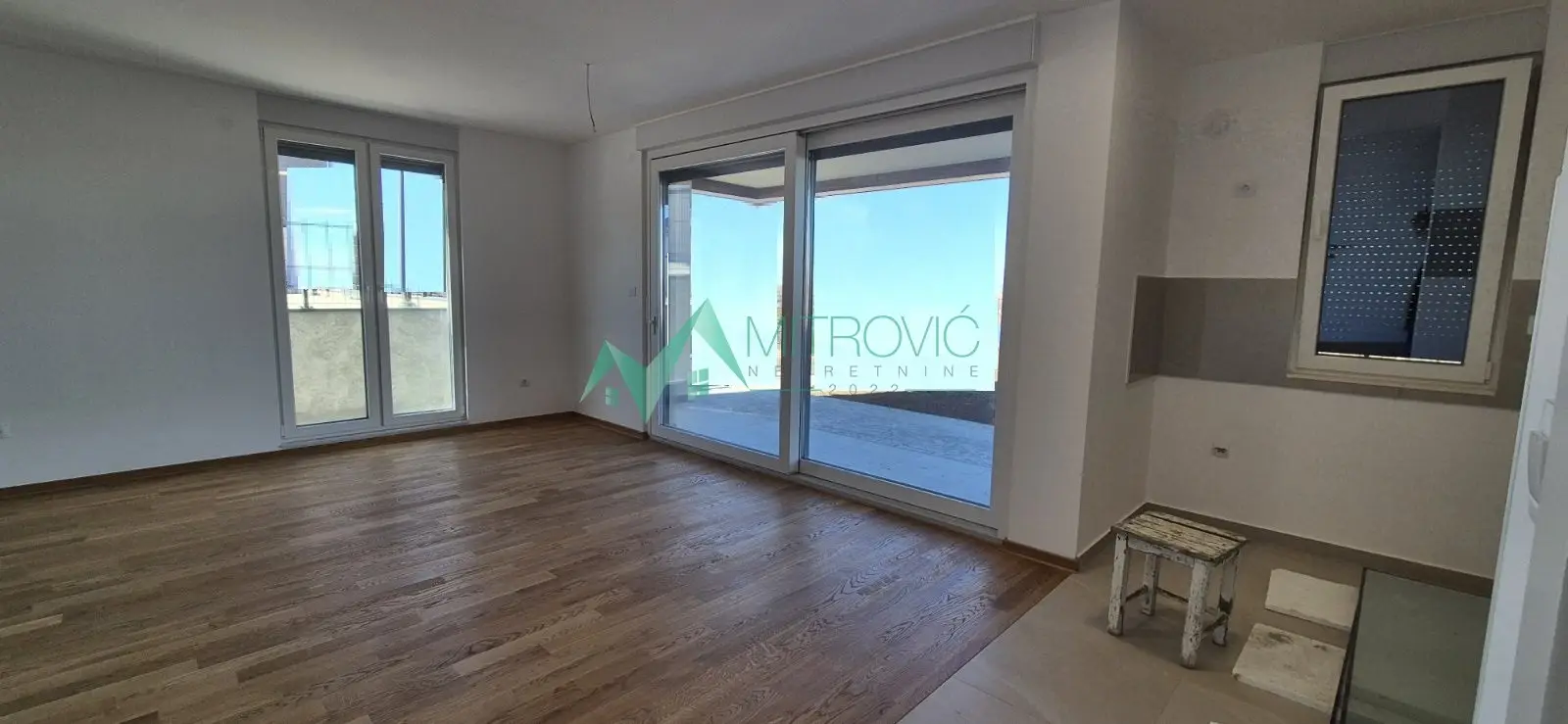 Stan - Sremska Kamenica Tatarsko brdo - 1003752