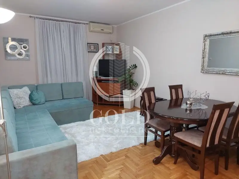 Stan - Novi Sad Detelinara - 204005727