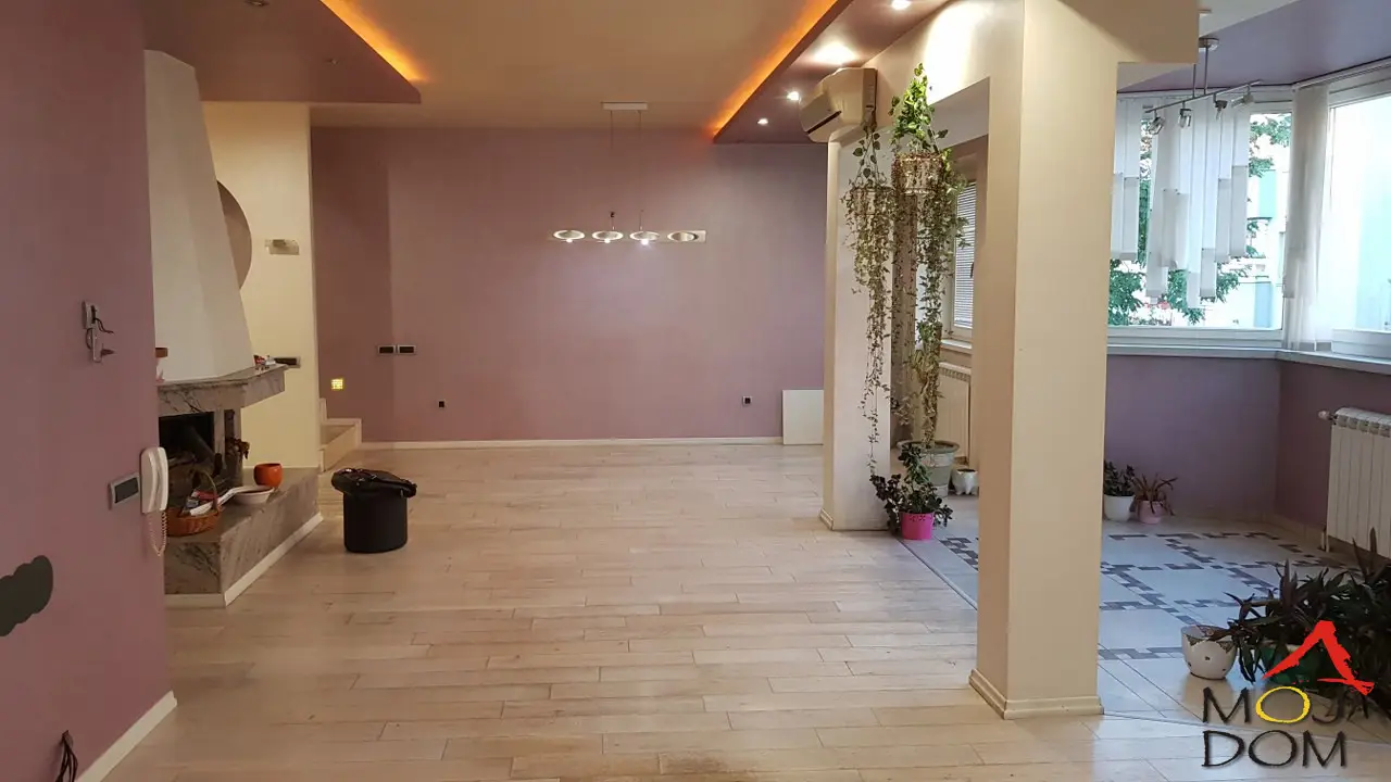 Stan - Novi Sad Bulevar - 1031693