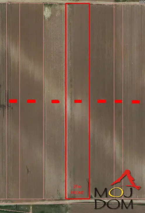 Plac - Novi Sad Futog - 7001105