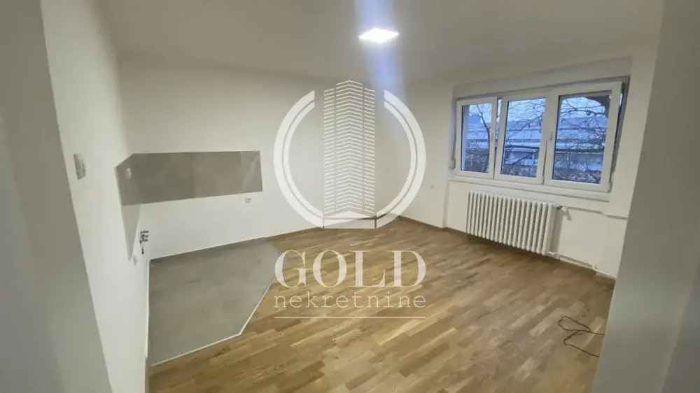 Stan - Novi Sad Sajmište - 204011267