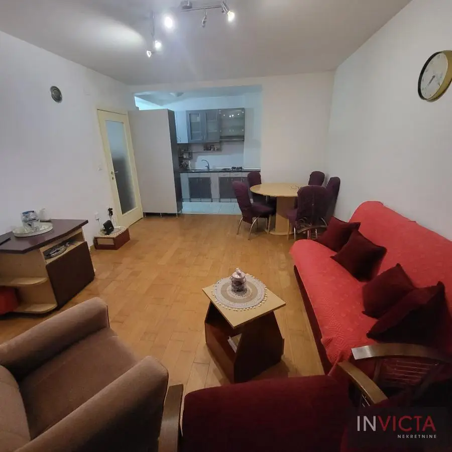 Stan - Novi Sad Detelinara - 2217