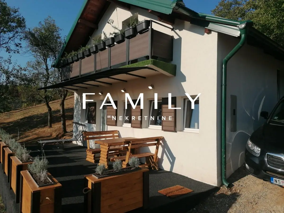 Kuća - Sremska Kamenica Tatarsko brdo - 3423