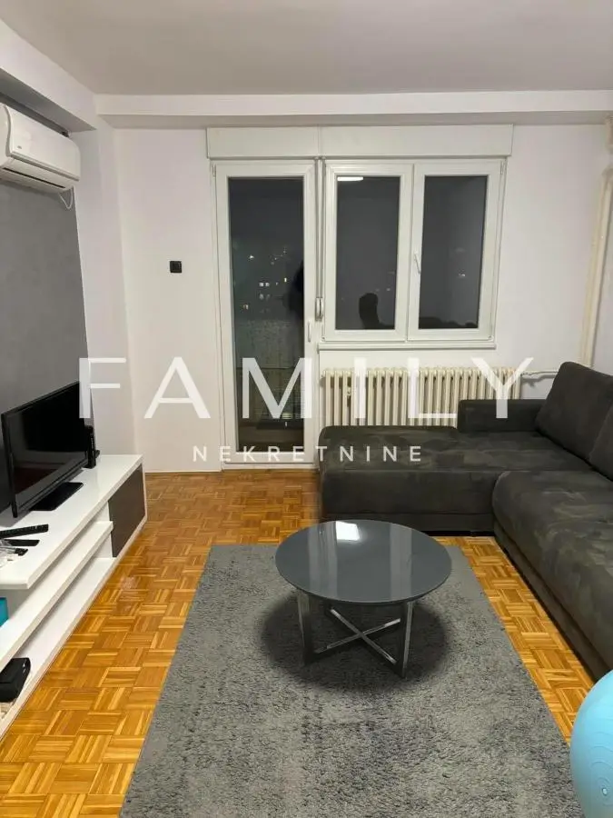 Stan - Novi Sad Detelinara - 3703