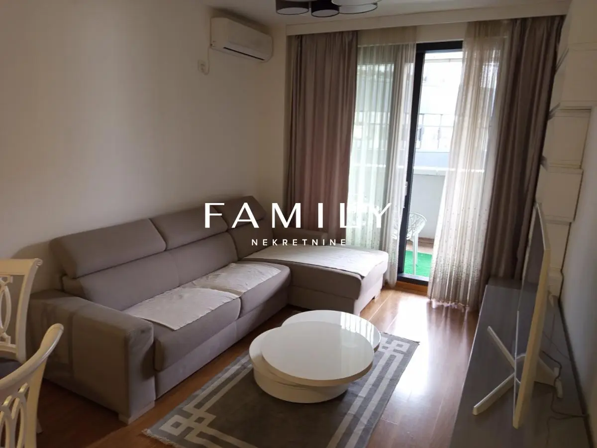 Stan - Novi Sad Centar - 3843