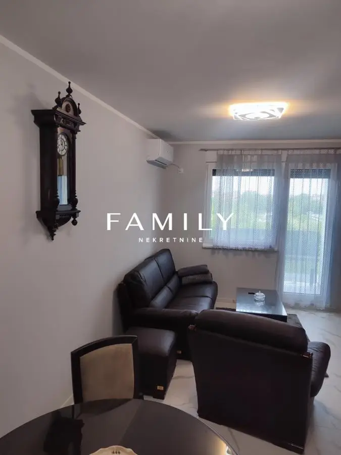 Stan - Novi Sad Detelinara - 4082