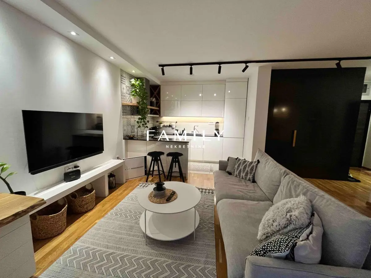 Stan - Novi Sad Salajka - 4103