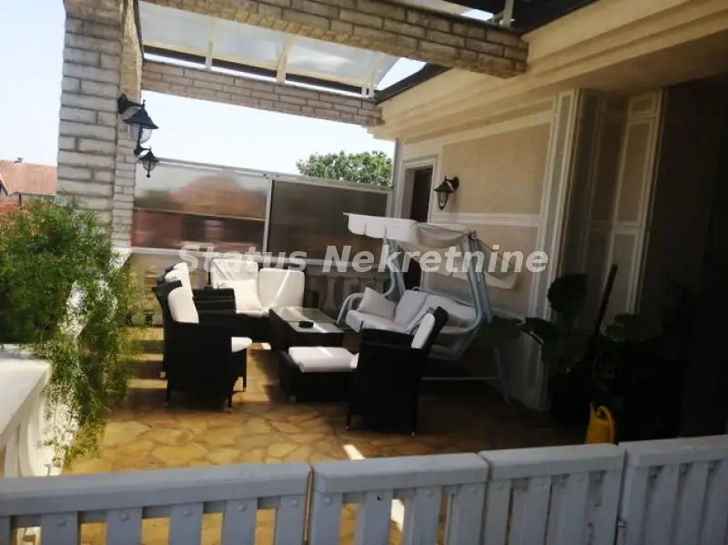 Kuća - Sremska Kamenica Institut - 15290