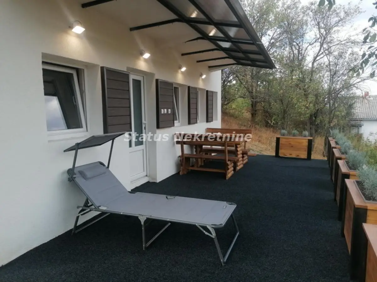 Kuća - Sremska Kamenica Institut - 21353