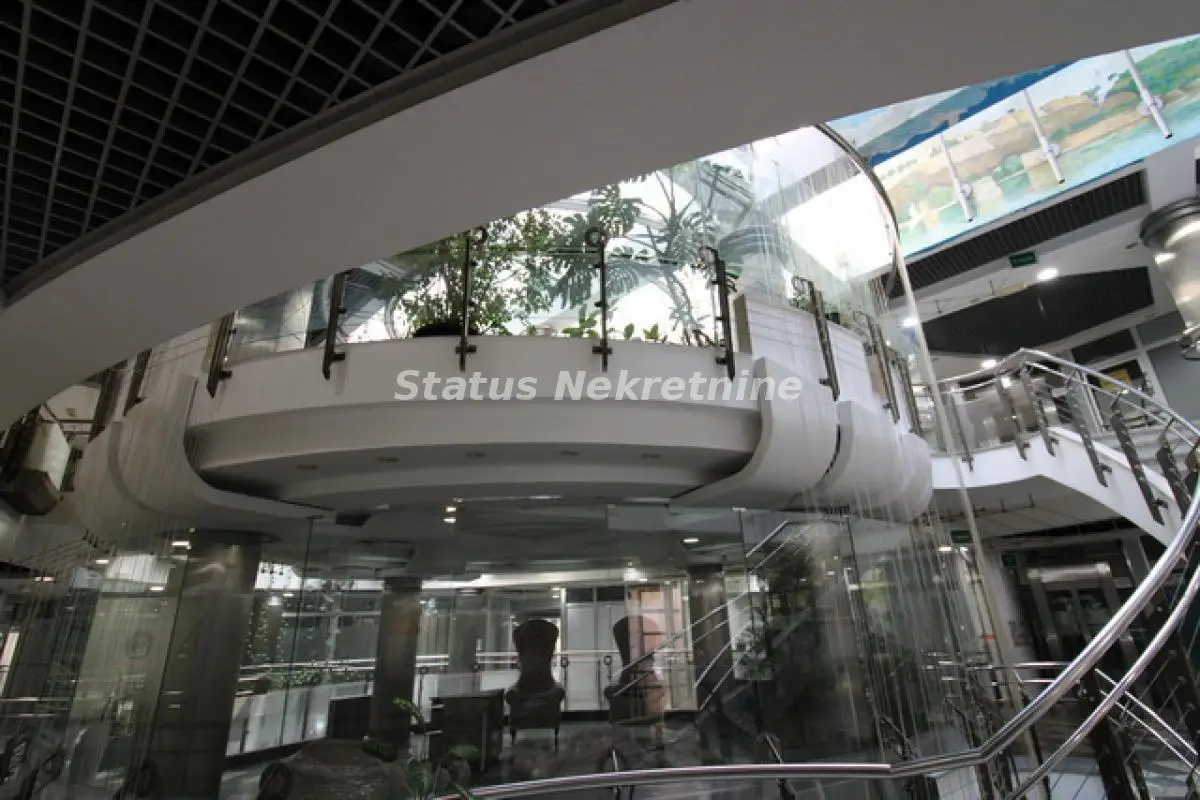 Lokal - Novi Sad Centar - 22017