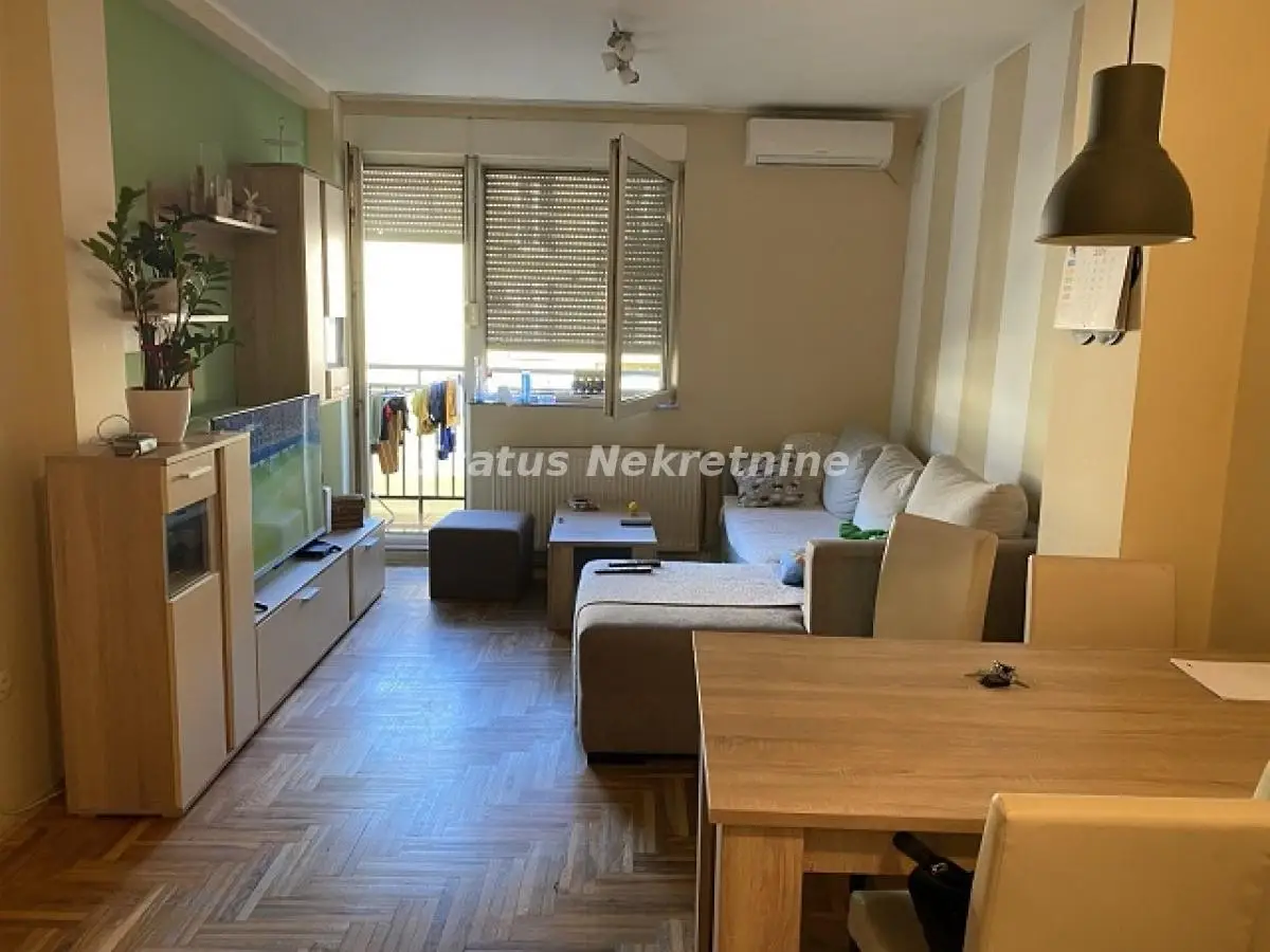 Stan - Novi Sad Detelinara - 22396