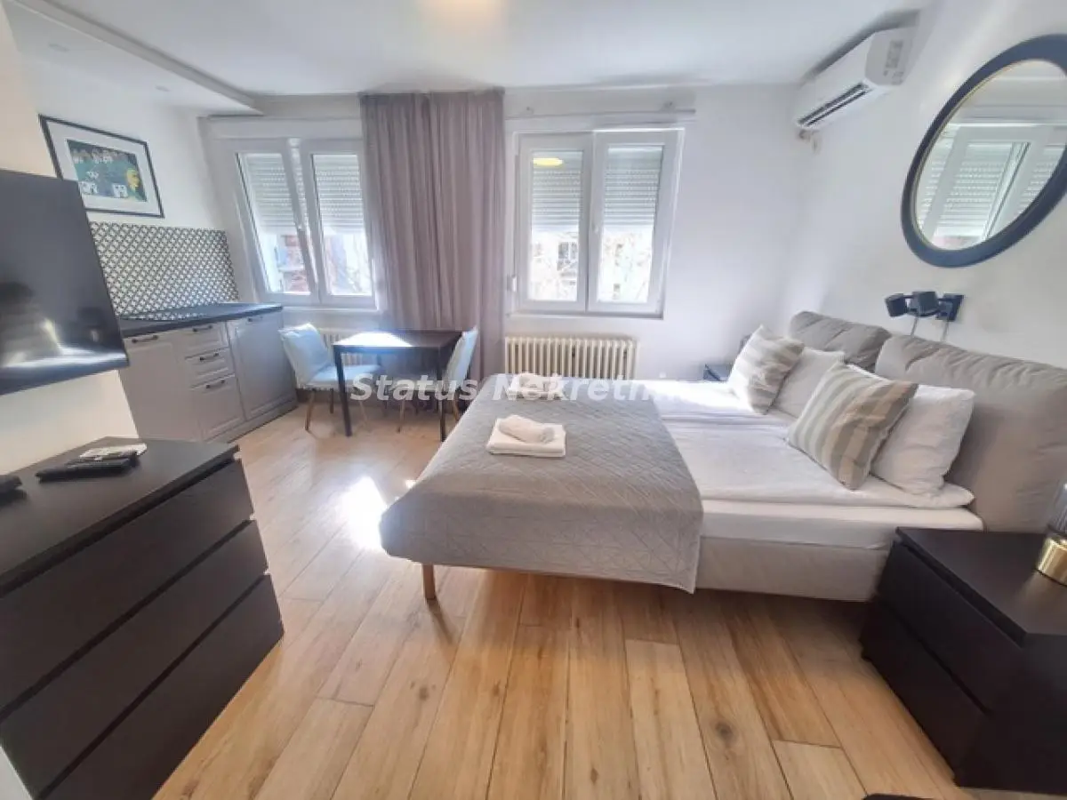 Stan - Novi Sad Bulevar Oslobođenja - 22410