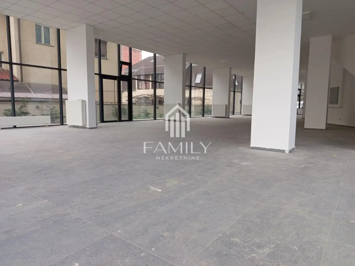 Lokal - Novi Sad Grbavica - 4142