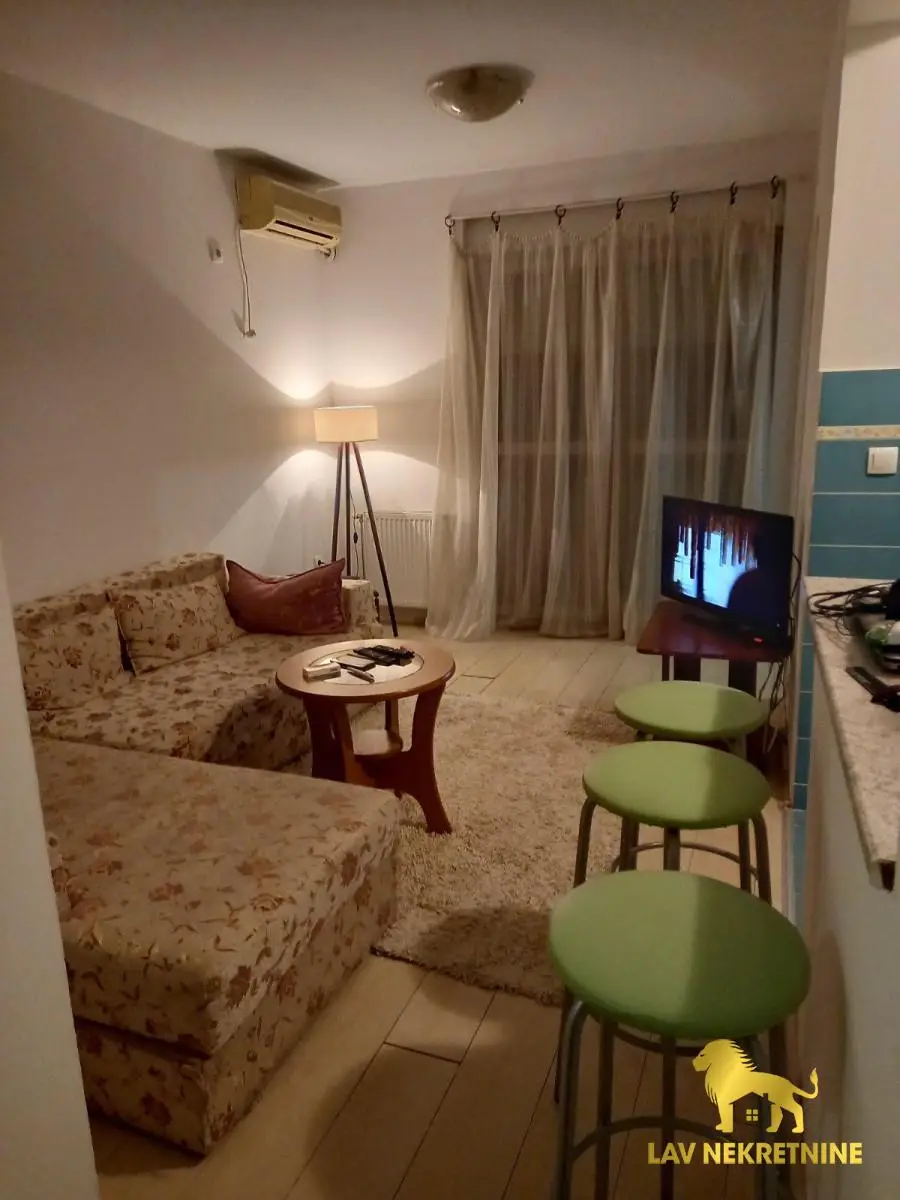 Stan - Novi Sad Grbavica - 9105564