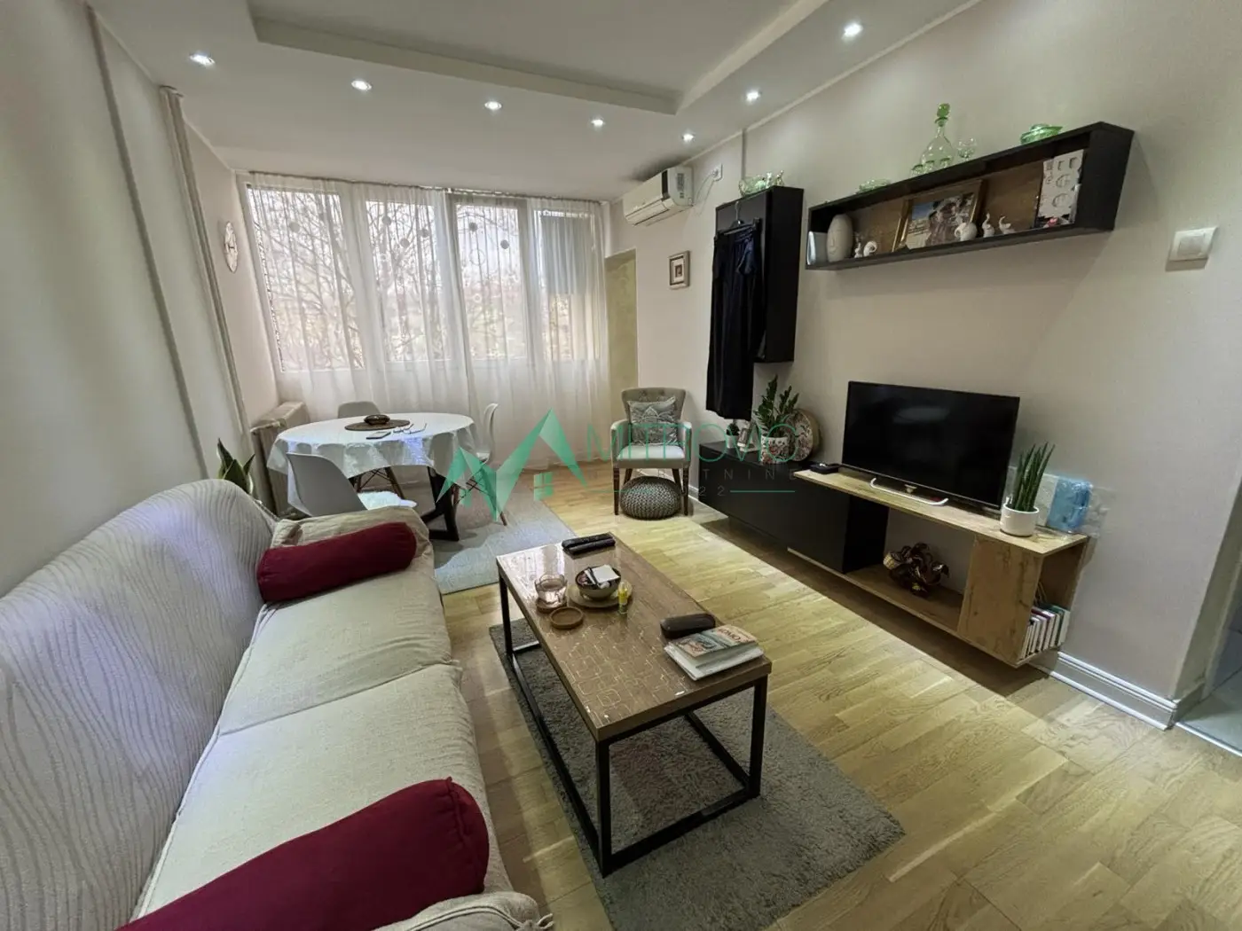 Stan - Novi Sad Detelinara - 1003896