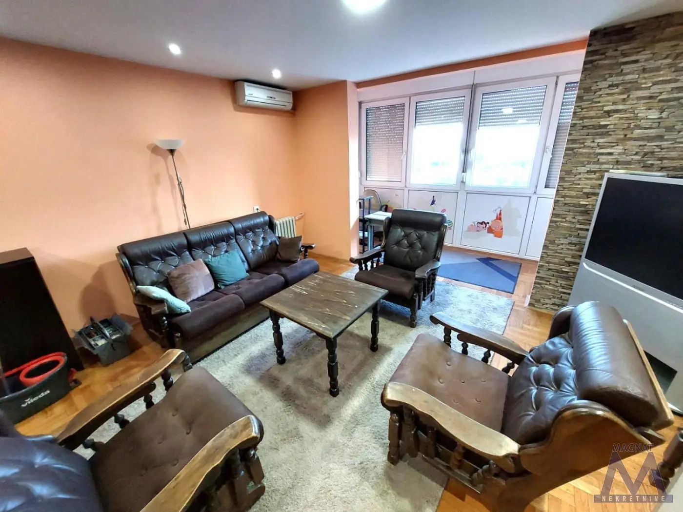 Stan - Novi Sad Bulevar Oslobođenja - 9101934