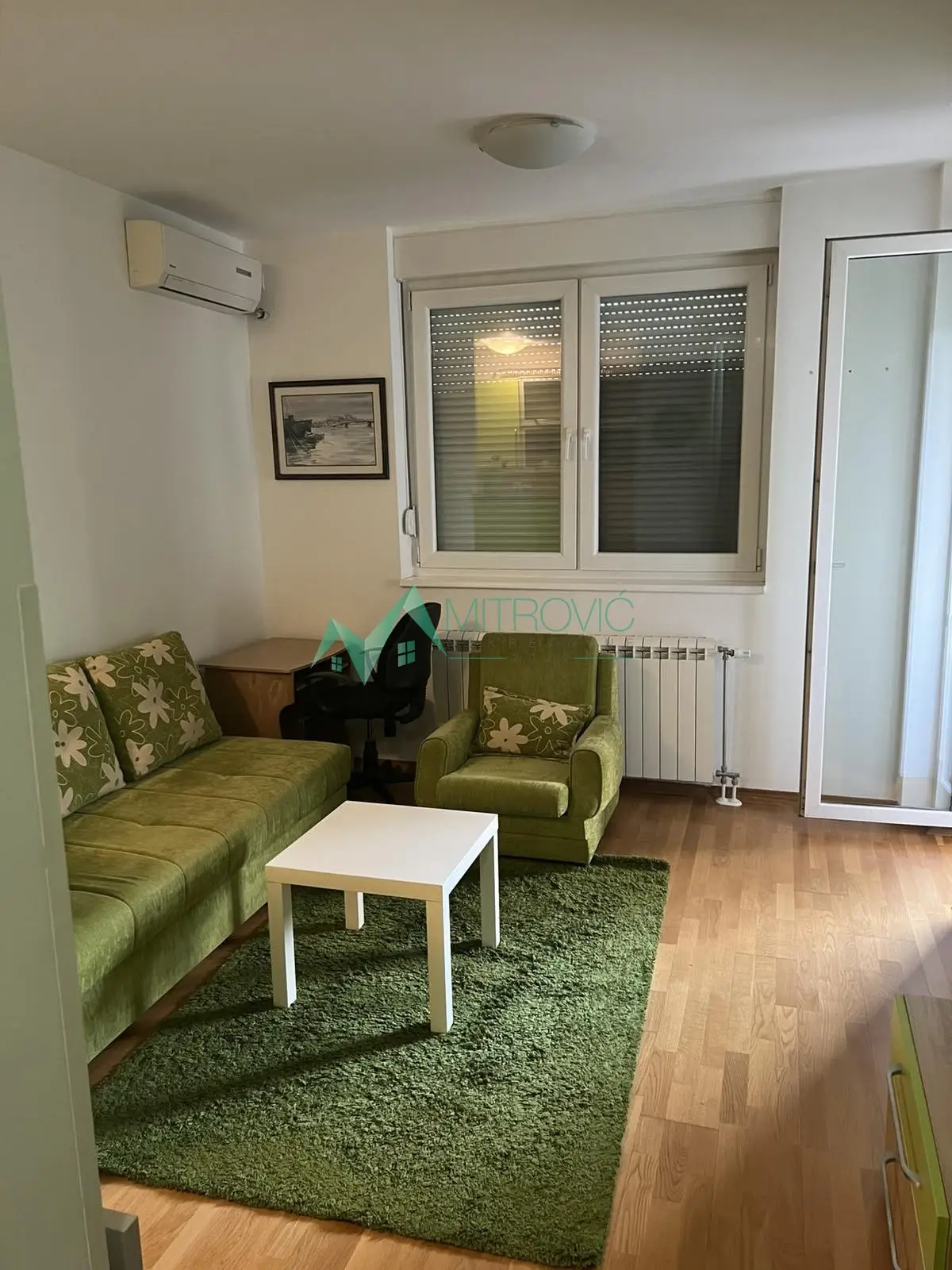 Stan - Novi Sad Adamovićevo naselje - 9102028
