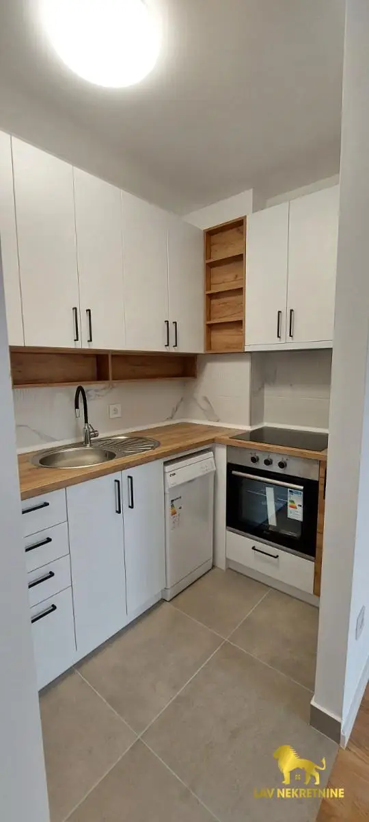Stan - Novi Sad Novo Naselje - 9107273