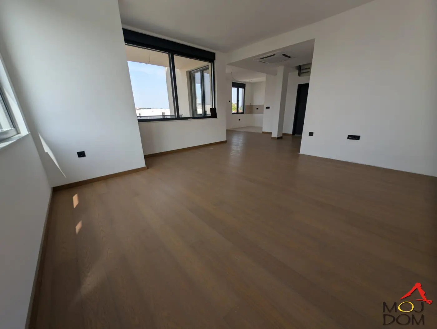 Stan - Novi Sad Somborski bulevar - 1032120