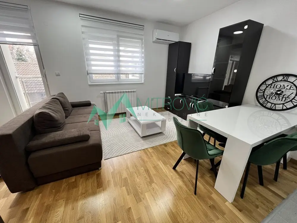 Stan - Novi Sad Salajka - 9100420
