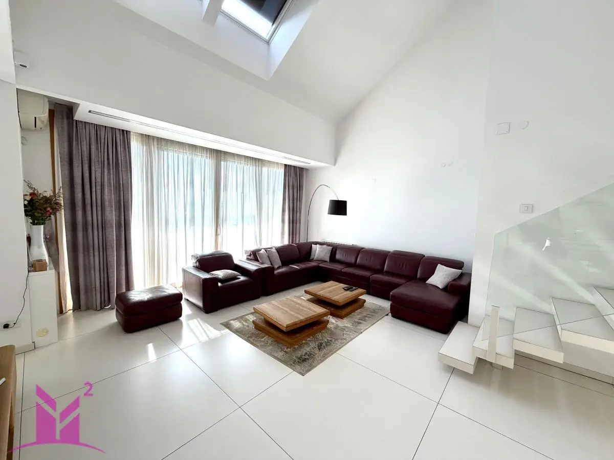 Stan - Novi Sad Centar - 2181