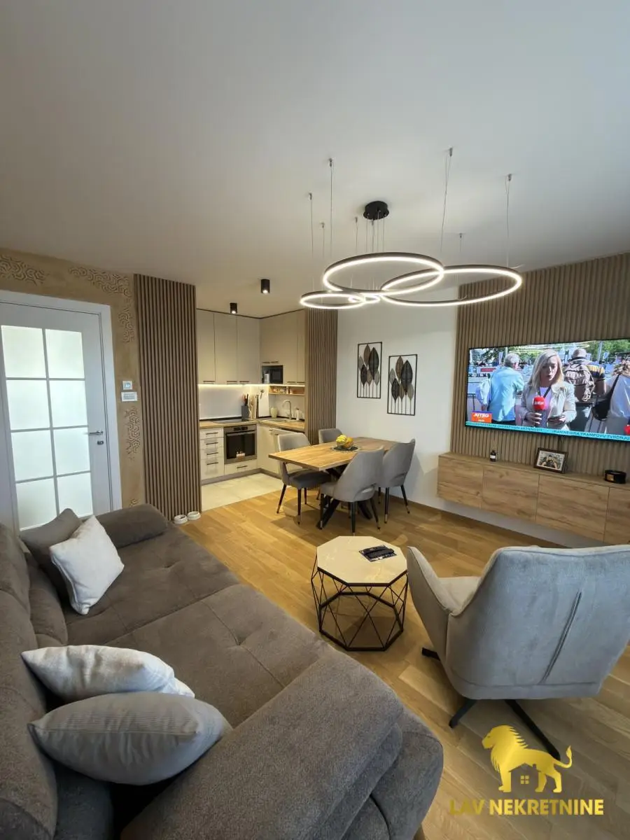 Stan - Novi Sad Detelinara - 1000495