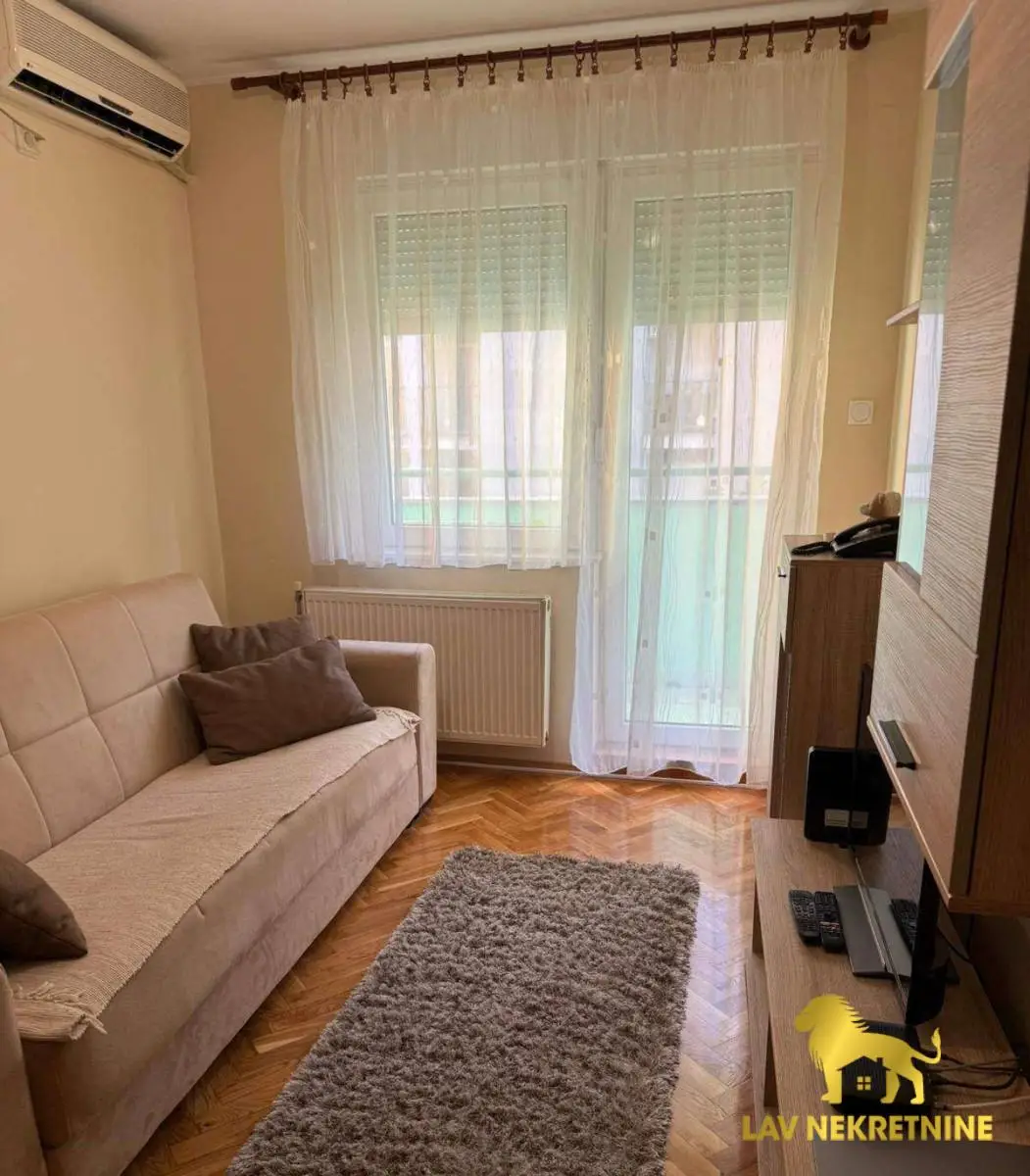 Stan - Novi Sad Grbavica - 9107285