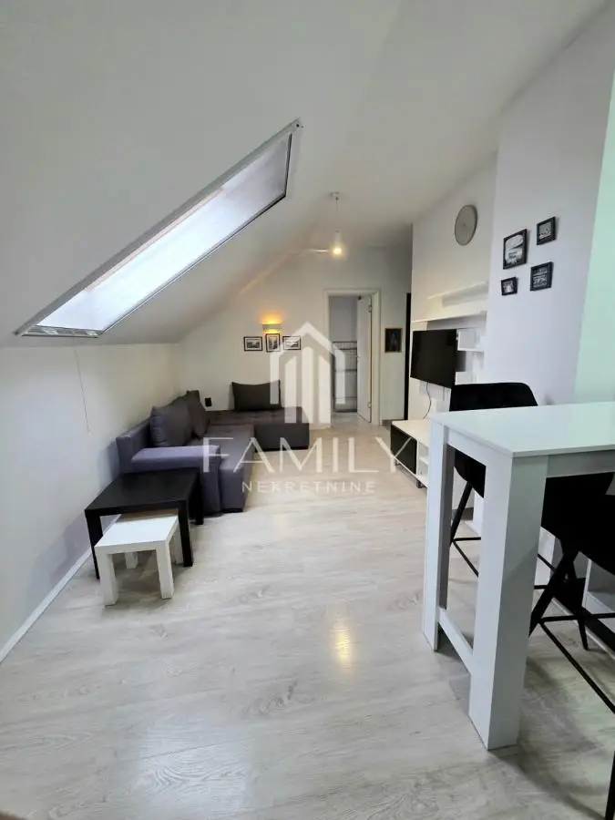 Stan - Novi Sad Detelinara - 4236