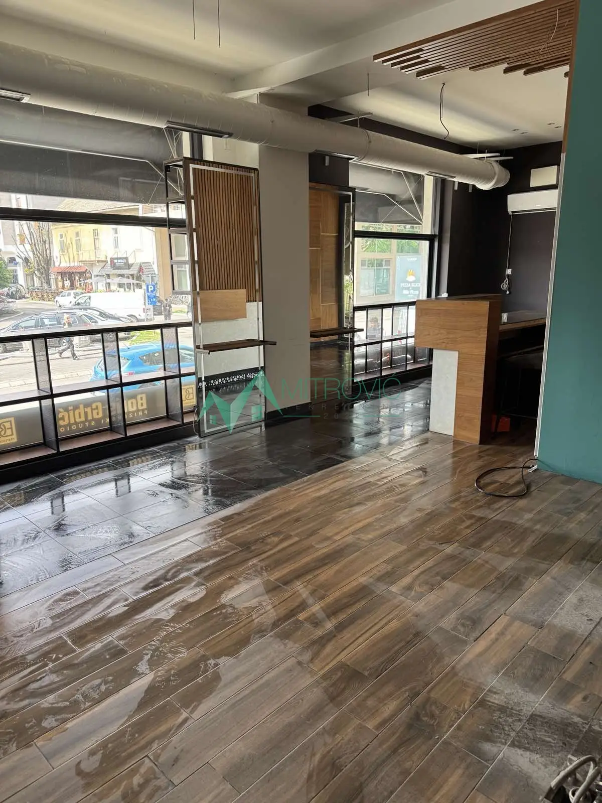 Lokal - Novi Sad Spens - 9102099