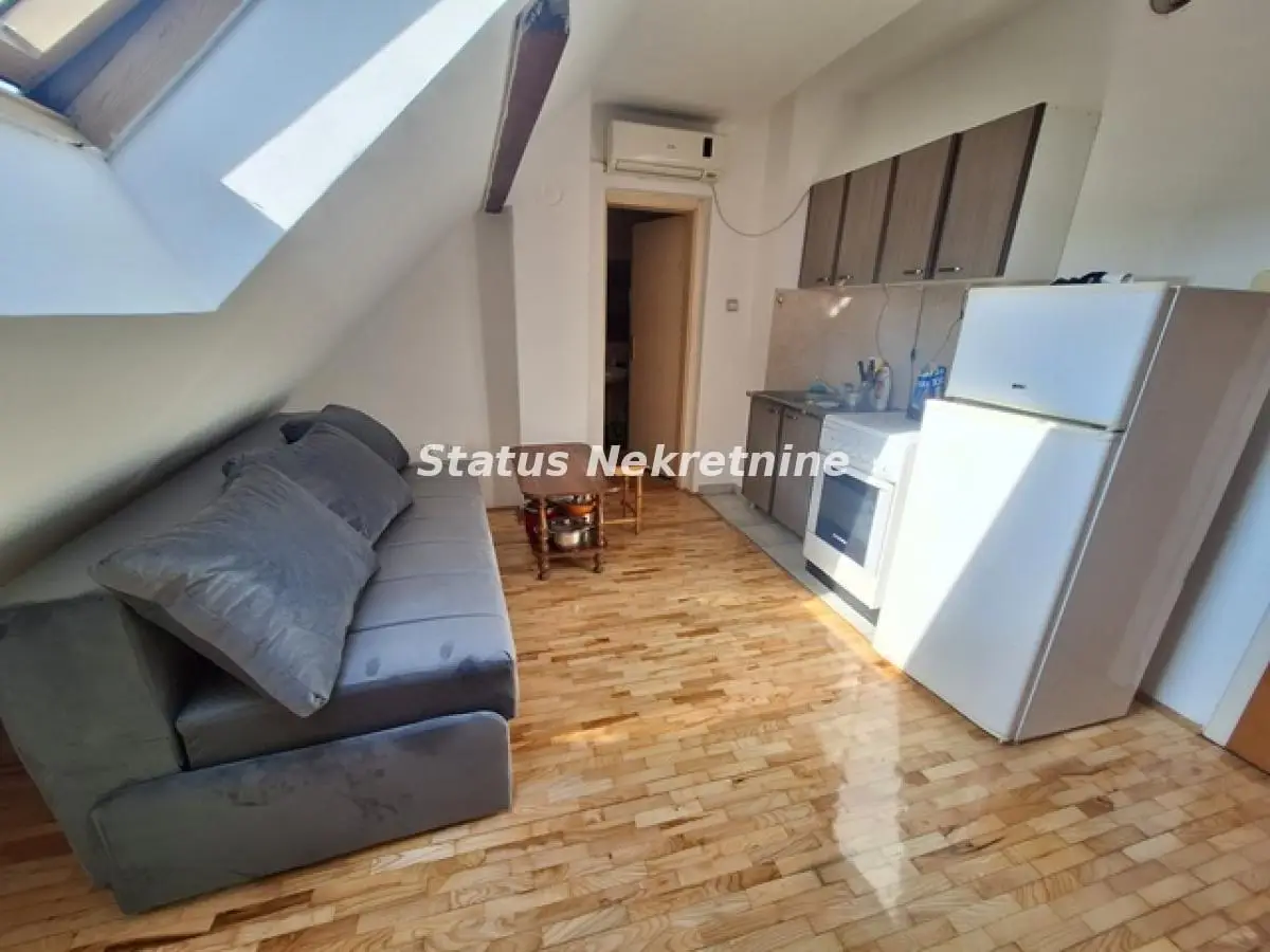 Stan - Novi Sad Detelinara - 22538