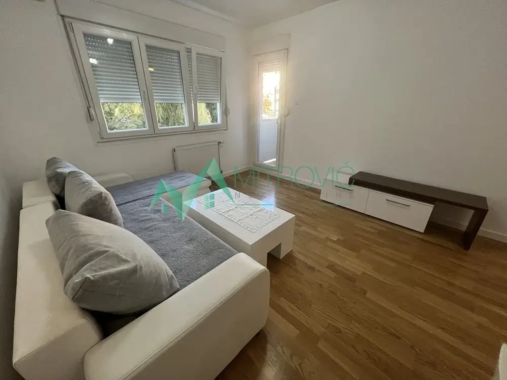 Stan - Novi Sad Novo Naselje - 9100631