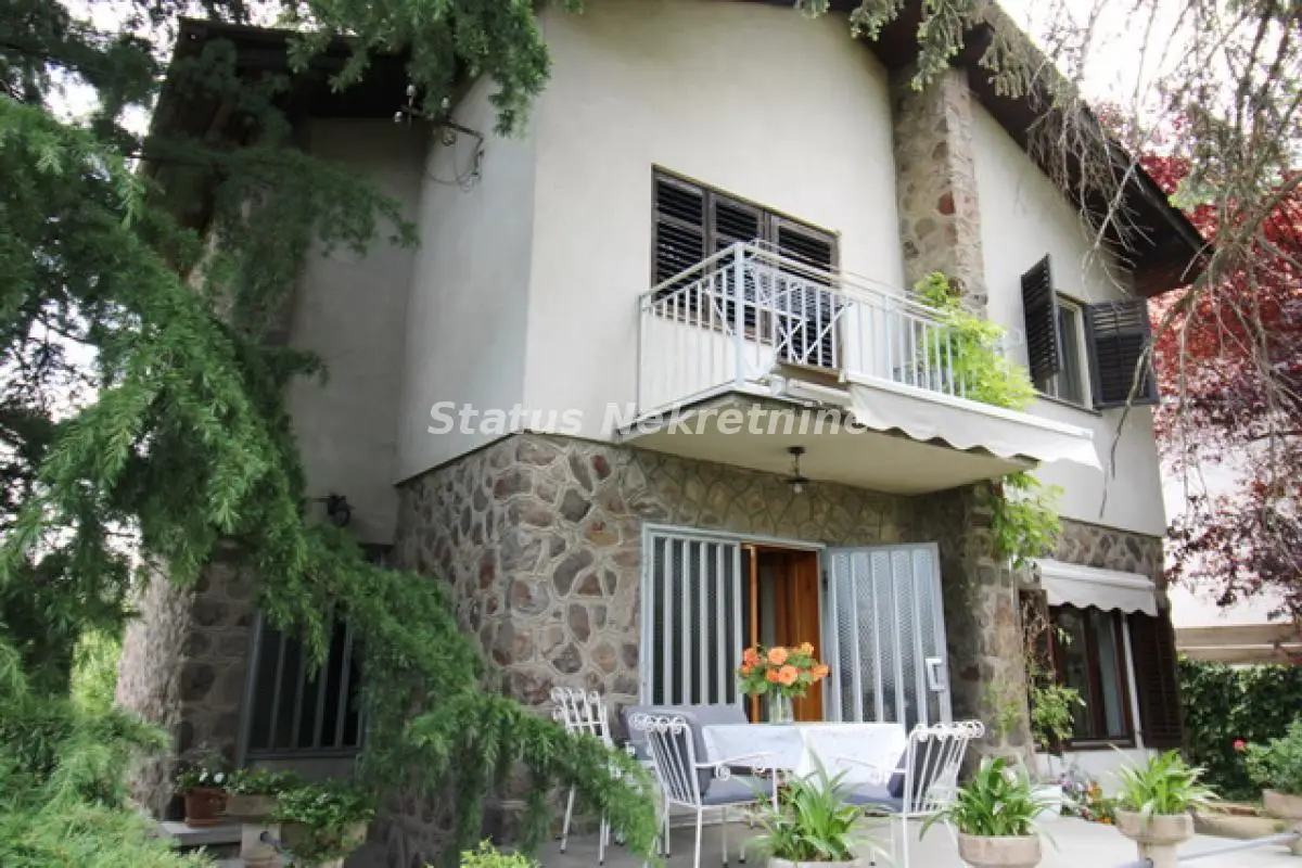 Kuća - Sremska Kamenica Institut - 22556