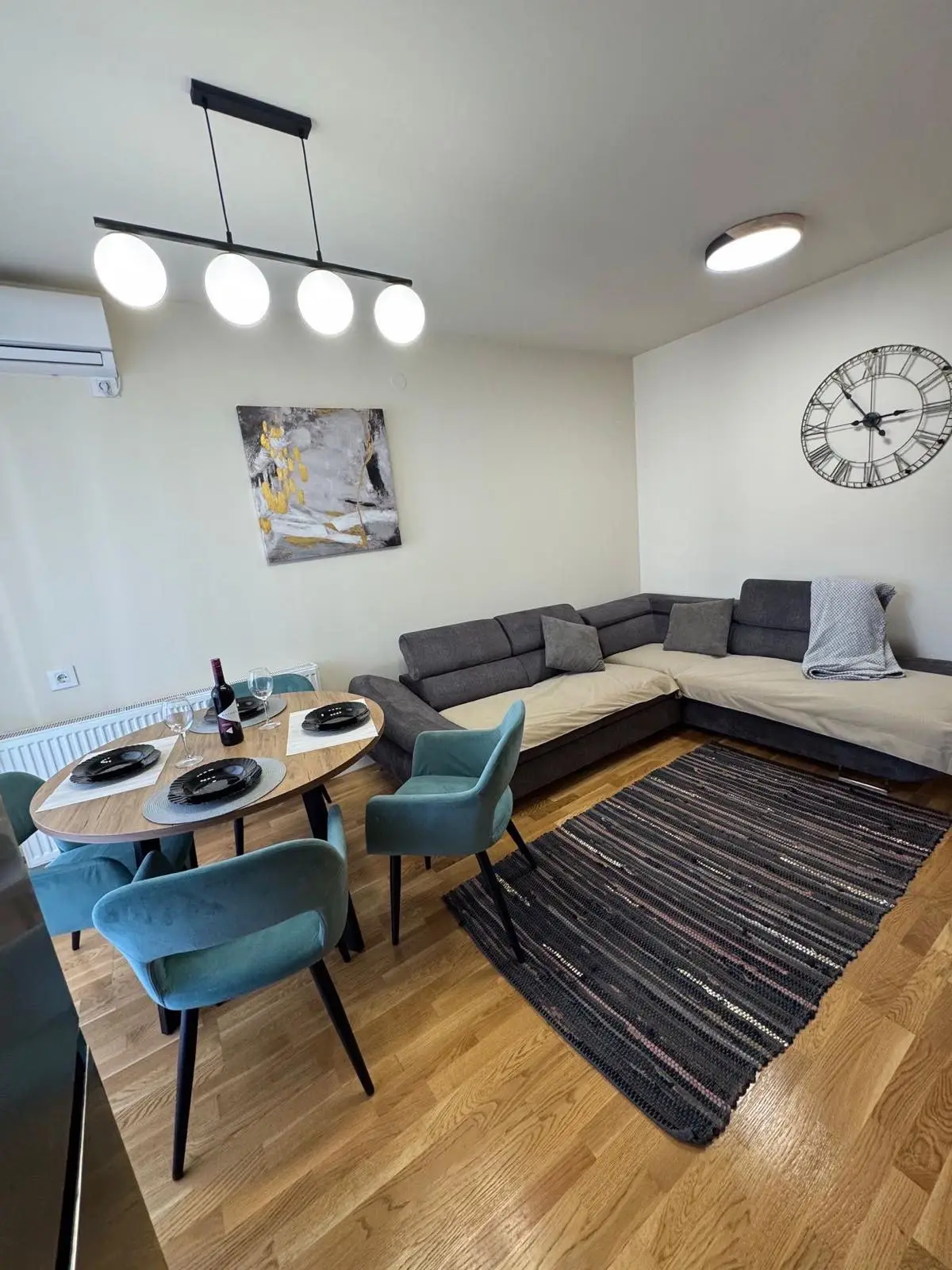 Stan - Novi Sad Novo Naselje - 1019290