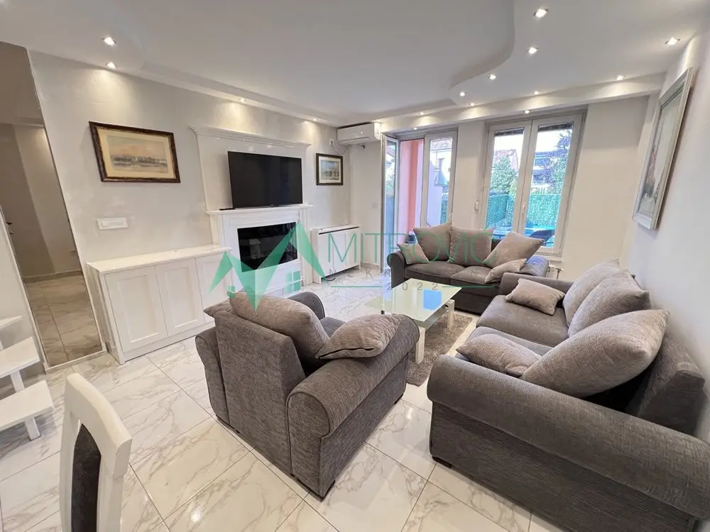 Kuća - Novi Sad Lipov gaj - 3000224