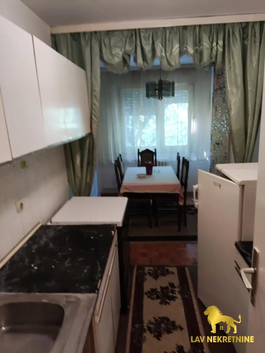 Stan - Novi Sad Novo Naselje - 9101822