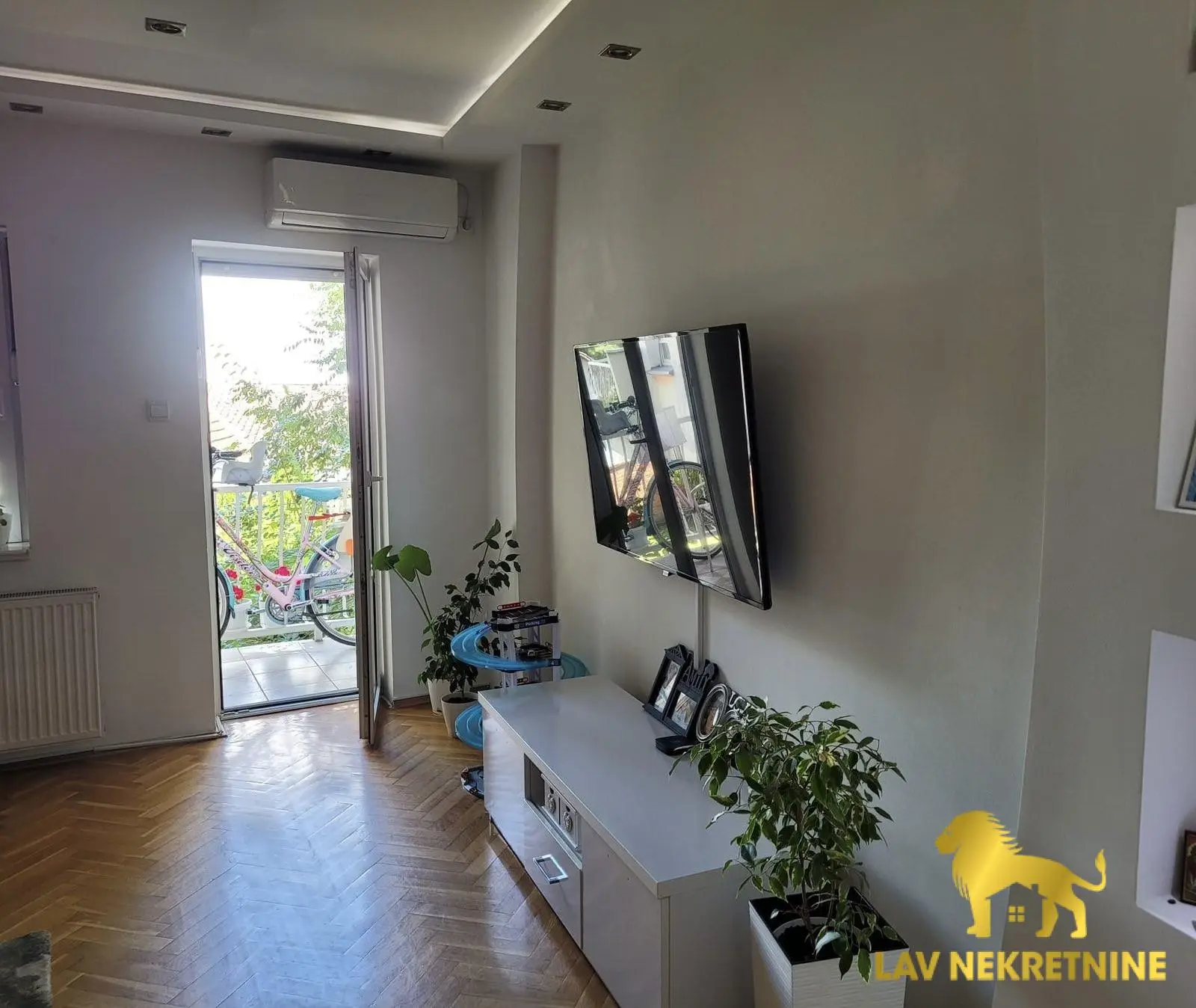 Stan - Novi Sad Detelinara - 1000353