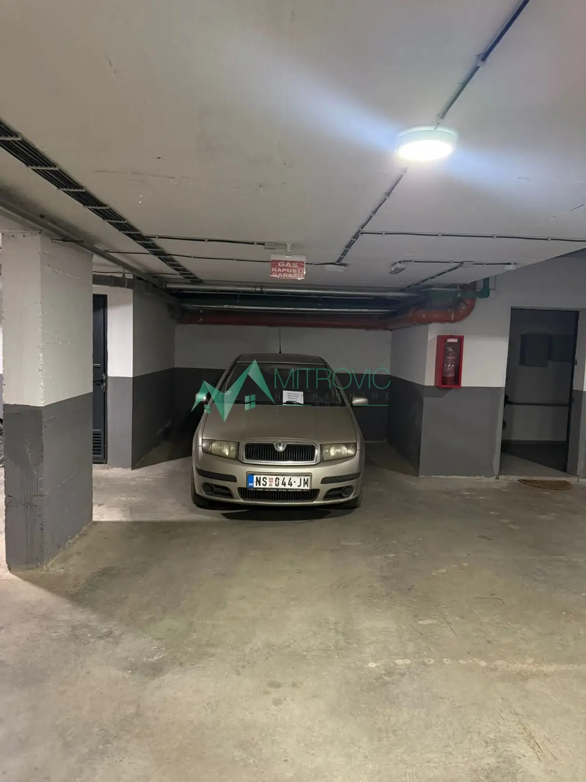 Garaža - Novi Sad Socijalno - 9000063