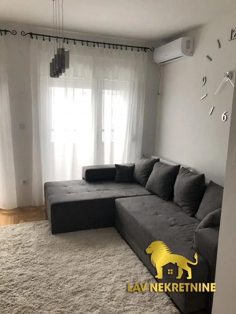 Stan - Novi Sad Socijalno - 9100587