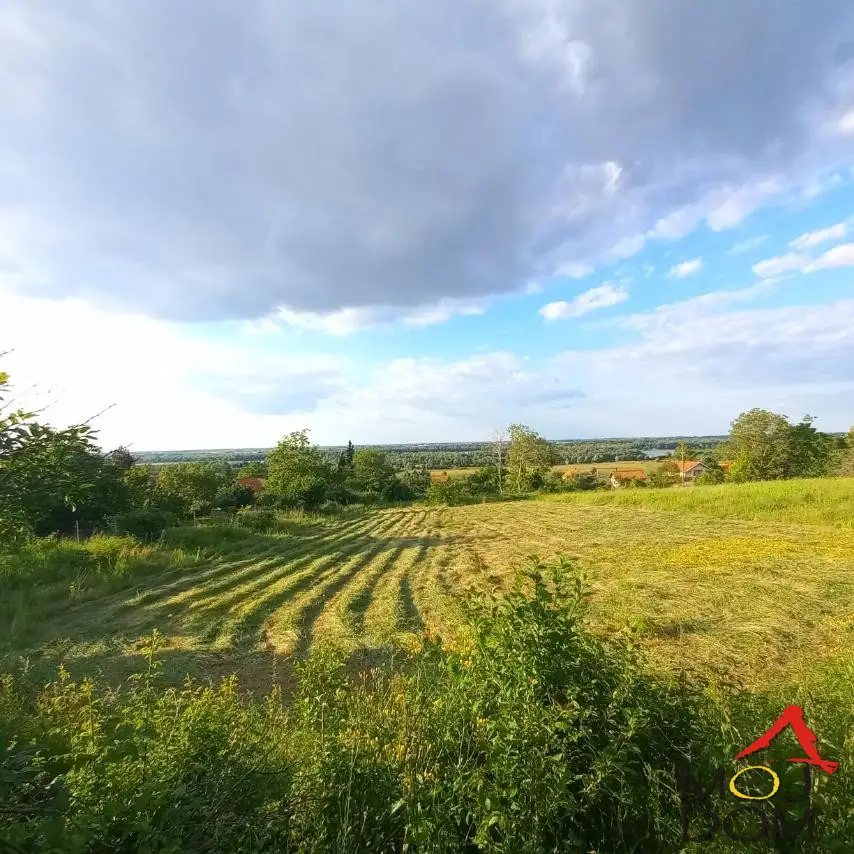 Plac - Beočin Čerević - 7001688