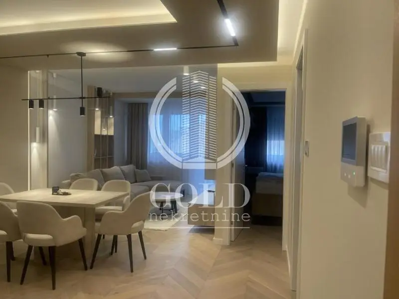 Stan - Novi Sad Bulevar Oslobođenja - 204004907