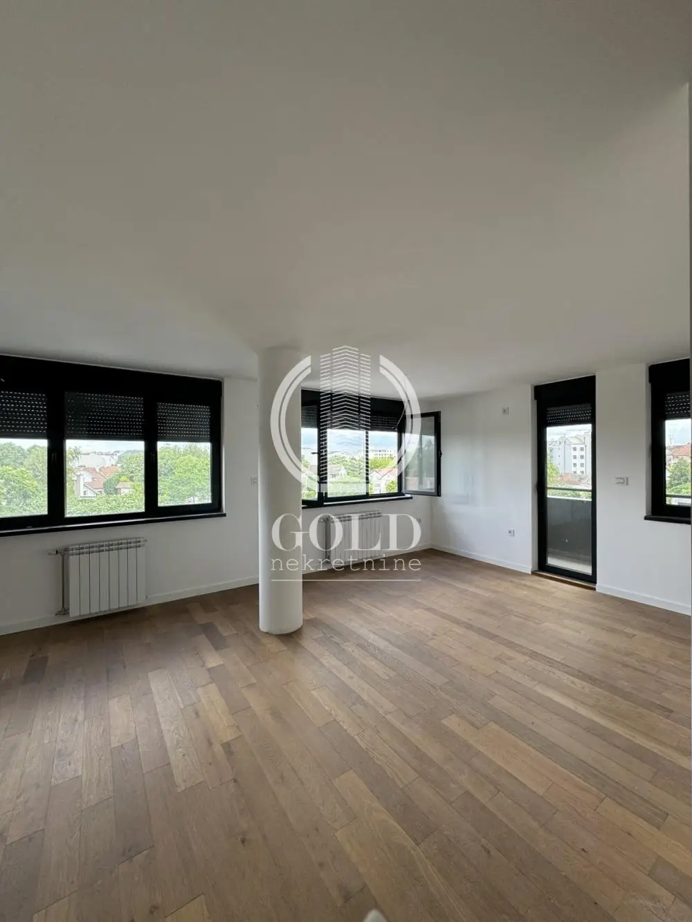 Stan - Novi Sad Salajka - 204009945