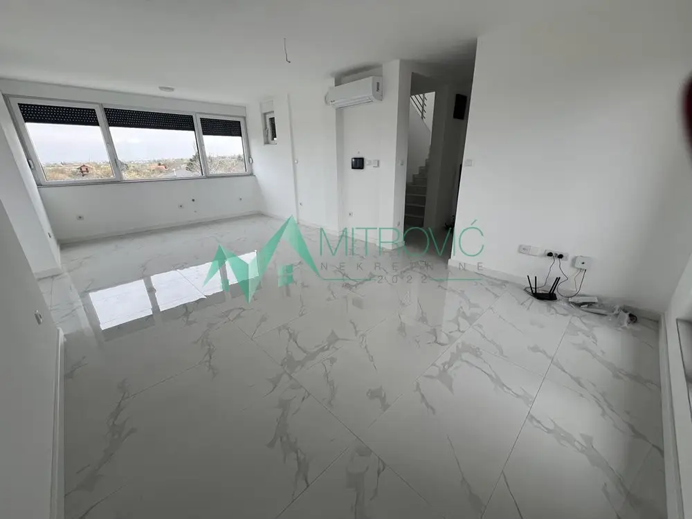 Stan - Petrovaradin (Novi Sad) Alibegovac - 1002412