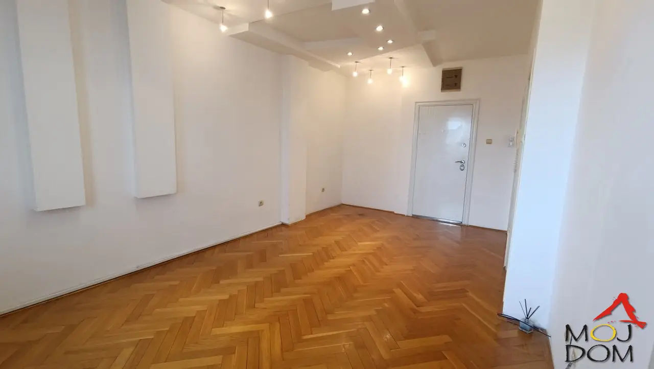 Stan - Novi Sad Bulevar - 1031433