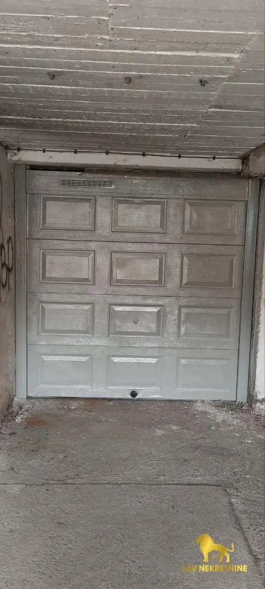 Stan - Novi Sad Bulevar - 9106765